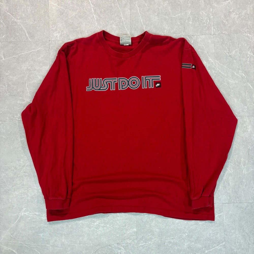 Nike Vintage Just Do It Long Sleeve Graphic T-Shirt Mens Large Red Cotton Tee